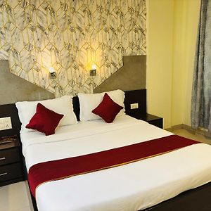 Hotel Chariot Inn